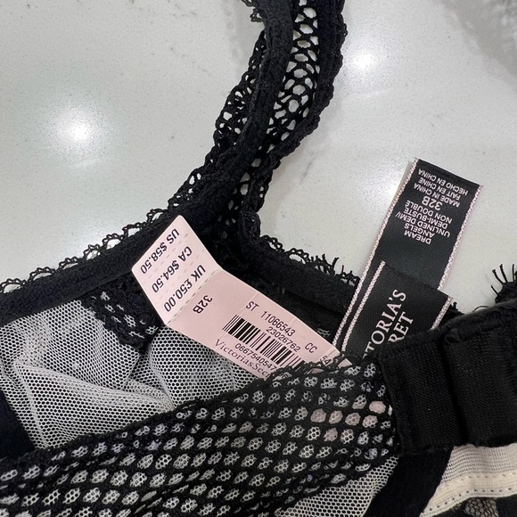 Victoria’s Secret Dream Angels Unlined Demi Bra - Picture 4 of 4